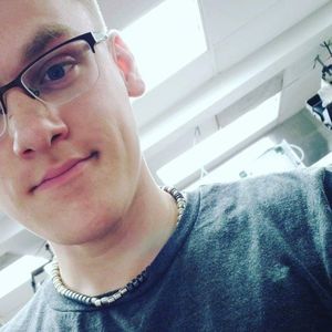 Meet your Posher, Ethan